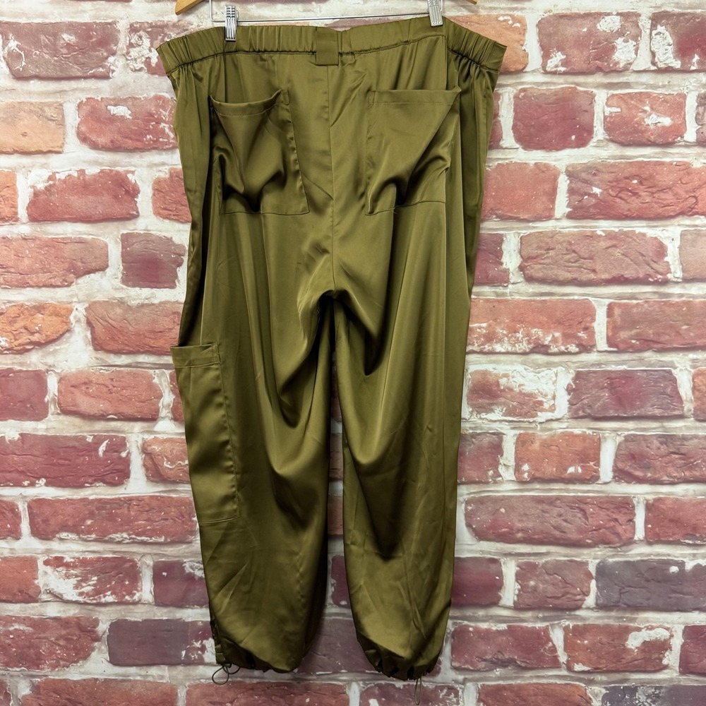 Old Navy Pants Women's XXL Gold Green Satin Cargo Pockets Drawstring Leg Joggers - Picture 2 of 8